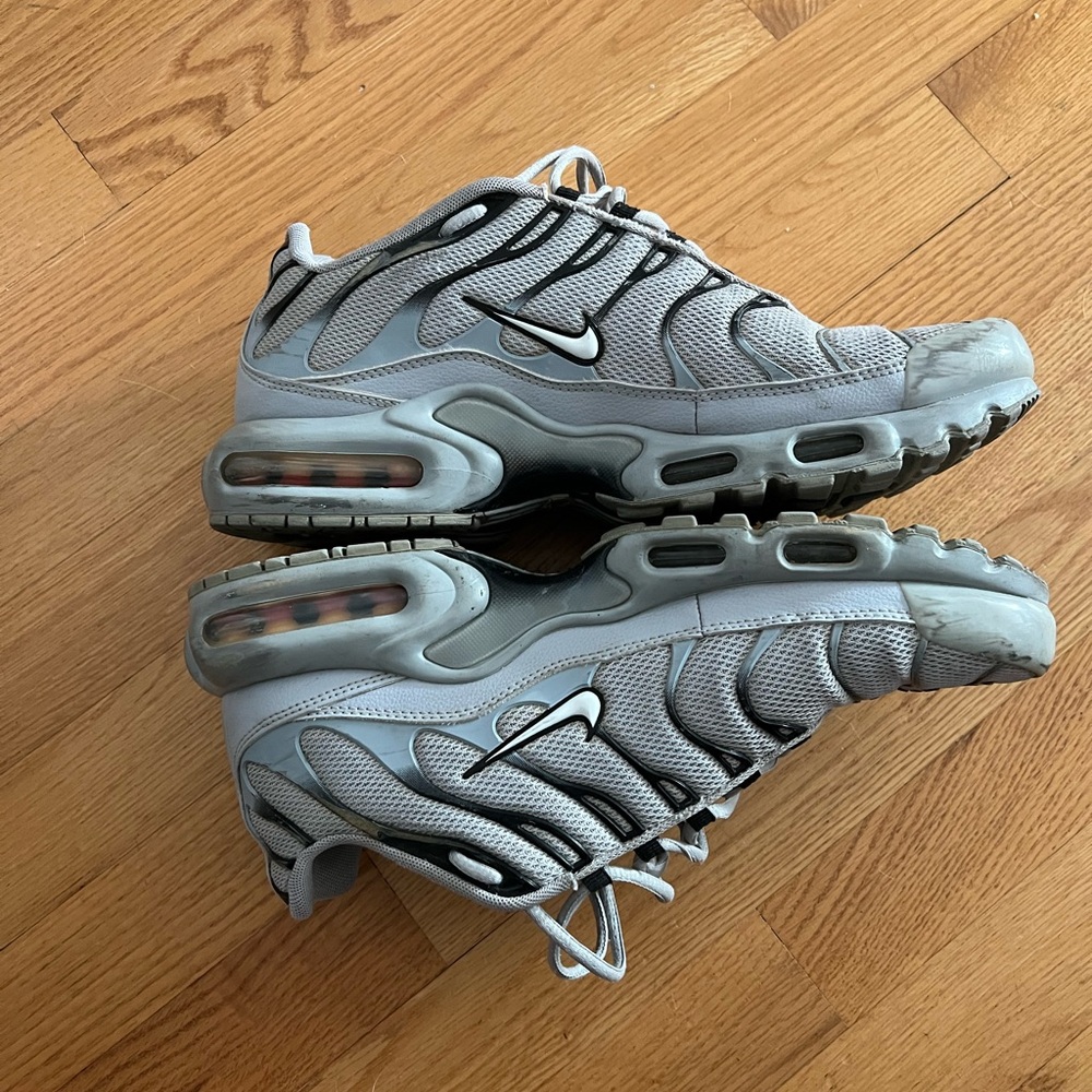 Nike Air Max Plus TN “Wolf Grey” Size 10.5 Men’s